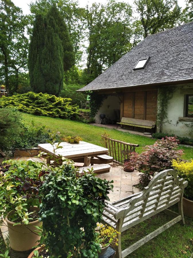 Maison Dans Un Environnement Boise Tres Calme