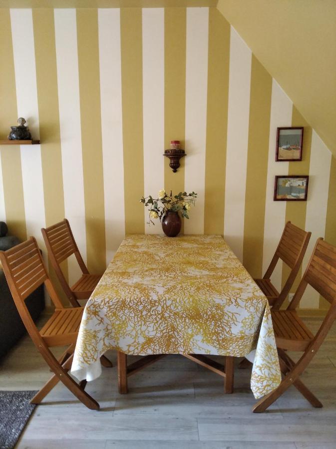 Maison Dans Un Environnement Boise Tres Calme
